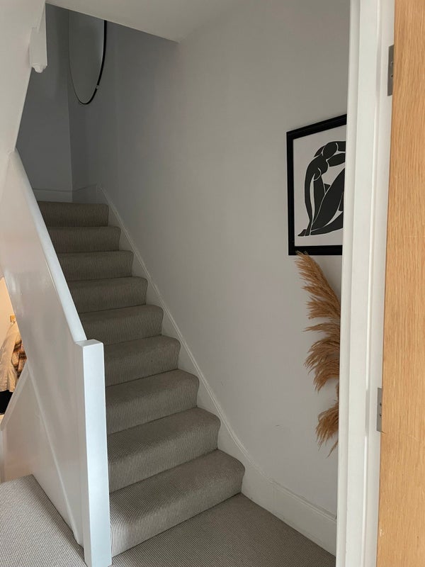 Room Belvedere Place in Greater London