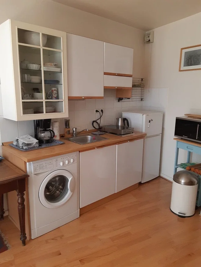 Flat Rue Poncelet in Paris