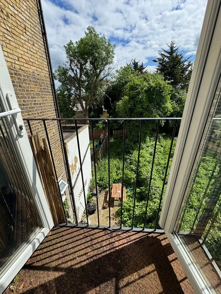 Flat Arlington Road in Greater London