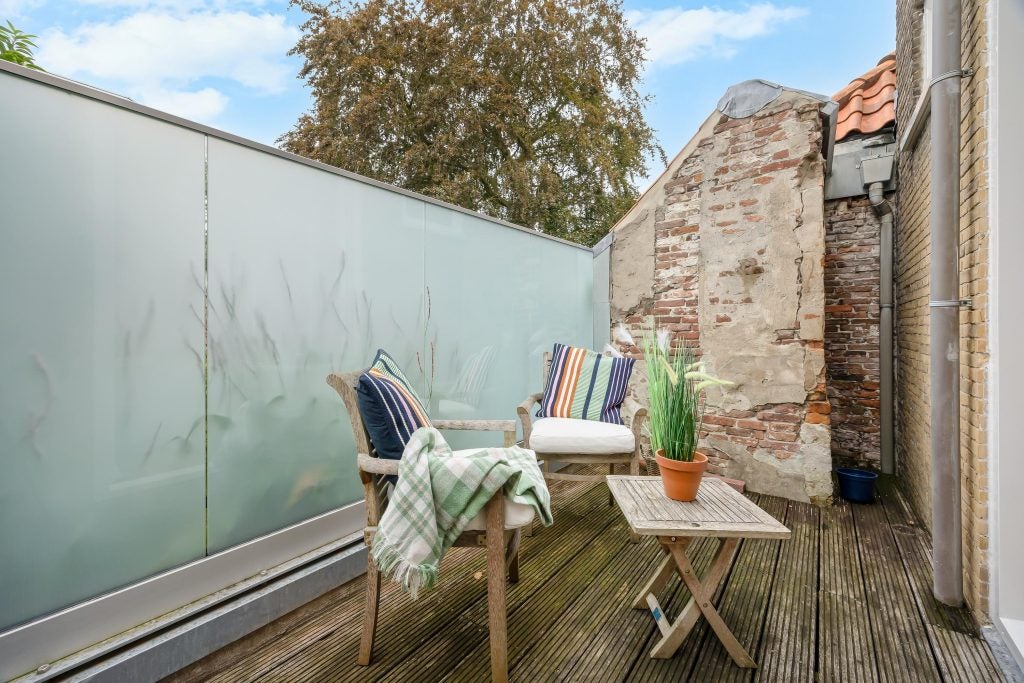 Tussenwoning te koop: Annastraat 1A, Delft