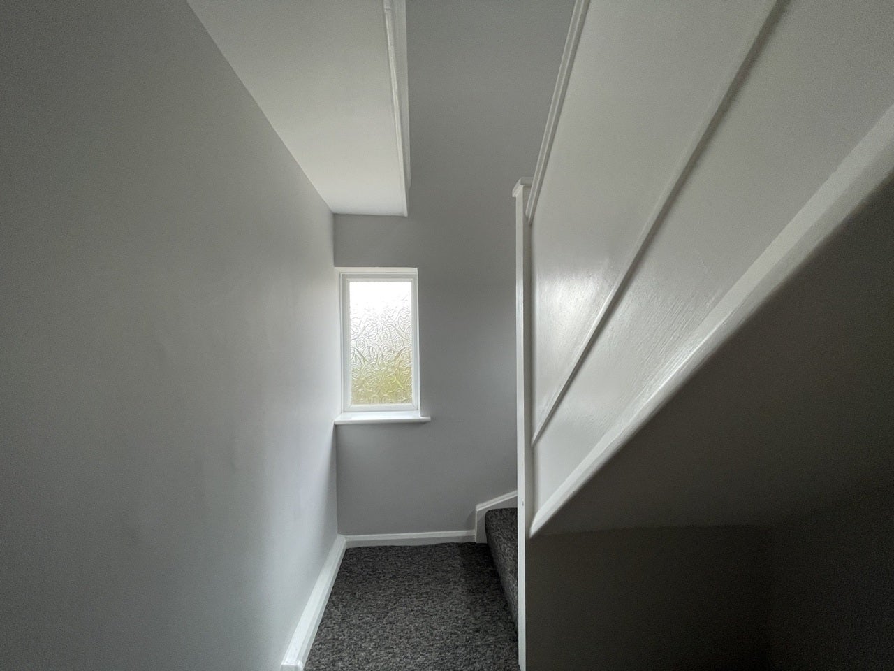 House Pilkington Close in Bristol