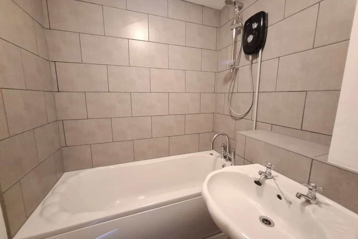 Flat Arkley Road in Dacorum