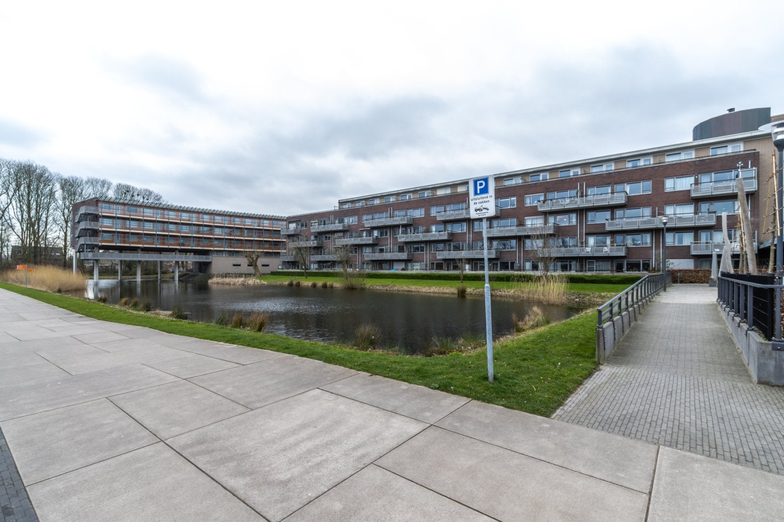 Flat Hofplein in Woerden