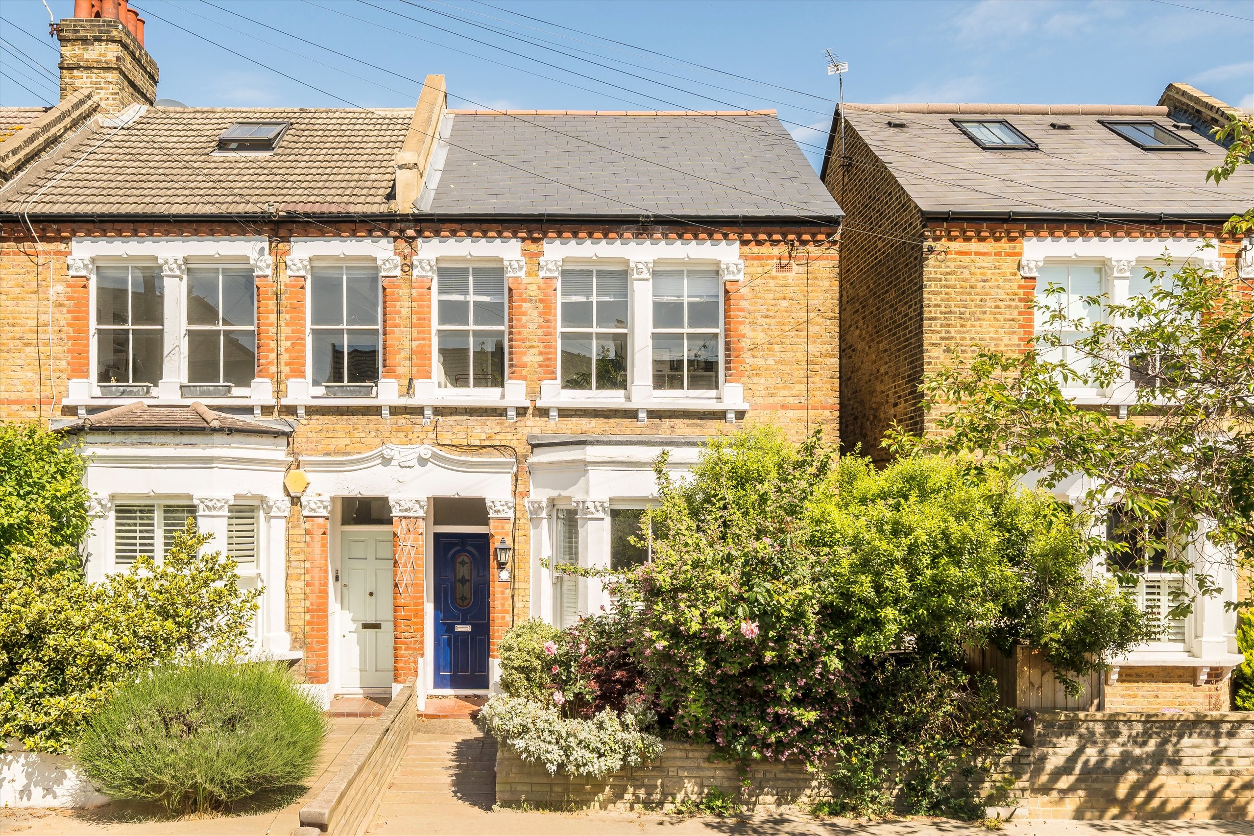 Flat Effingham Road in Greater London