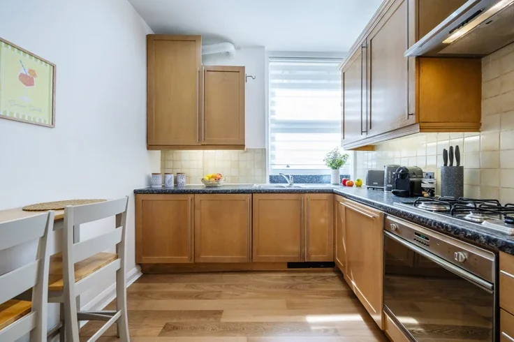 Flat Charing Cross Road in City of Westminster
