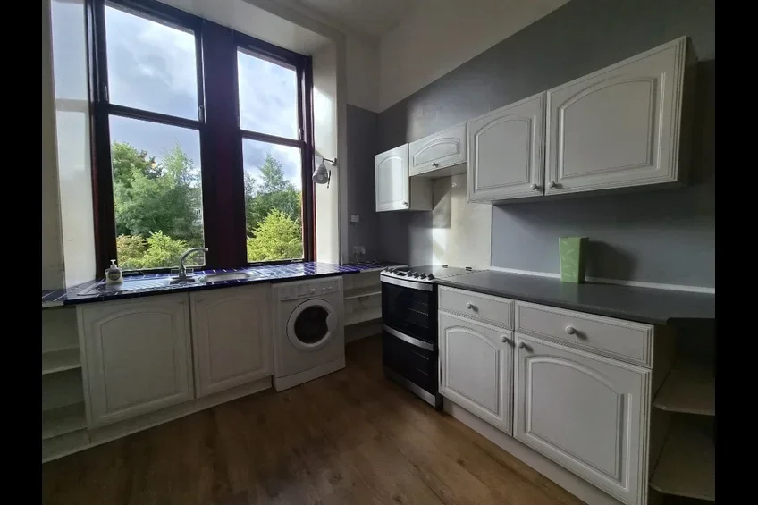 Flat Woodford Street in Glasgow