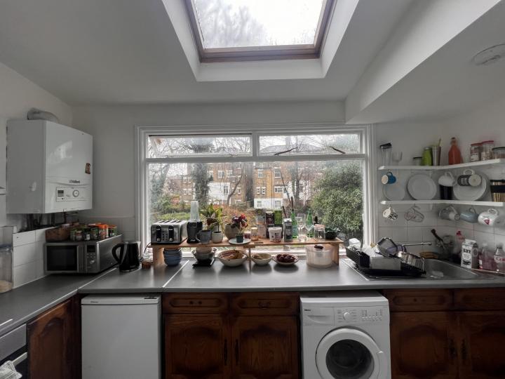 Flat Lilford Road in Greater London