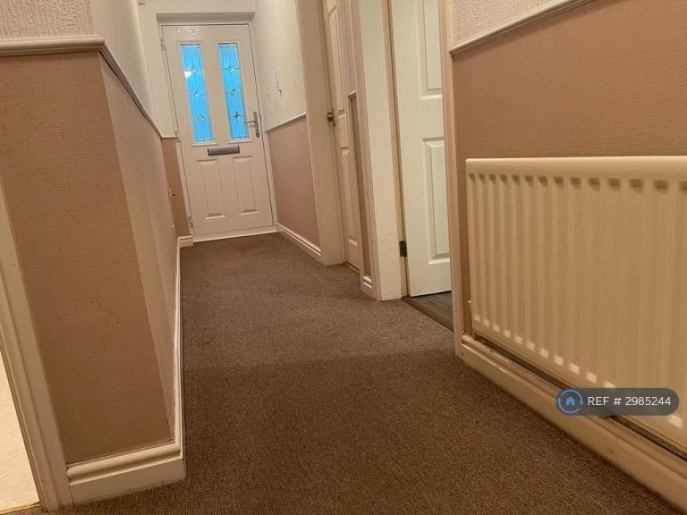 Flat Regent Drive in Preston