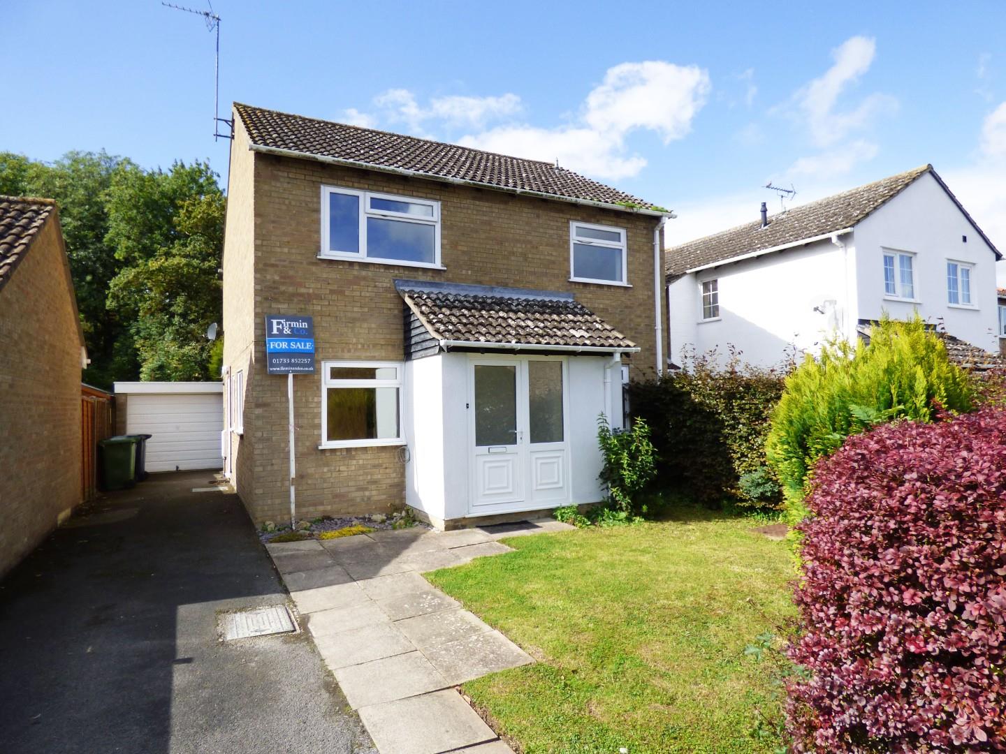 House Elm Road in Huntingdonshire