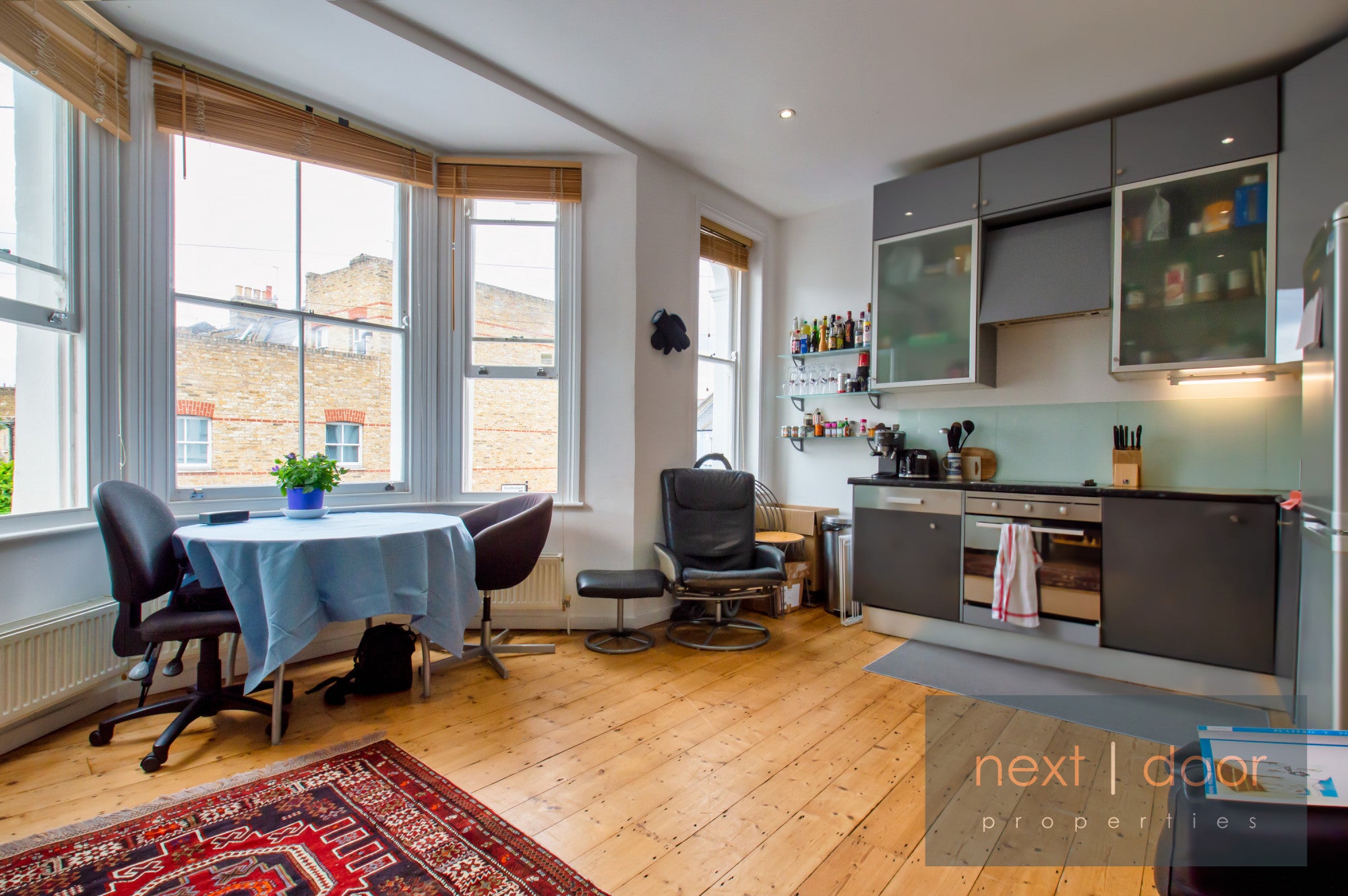 Flat Dalyell Road in London