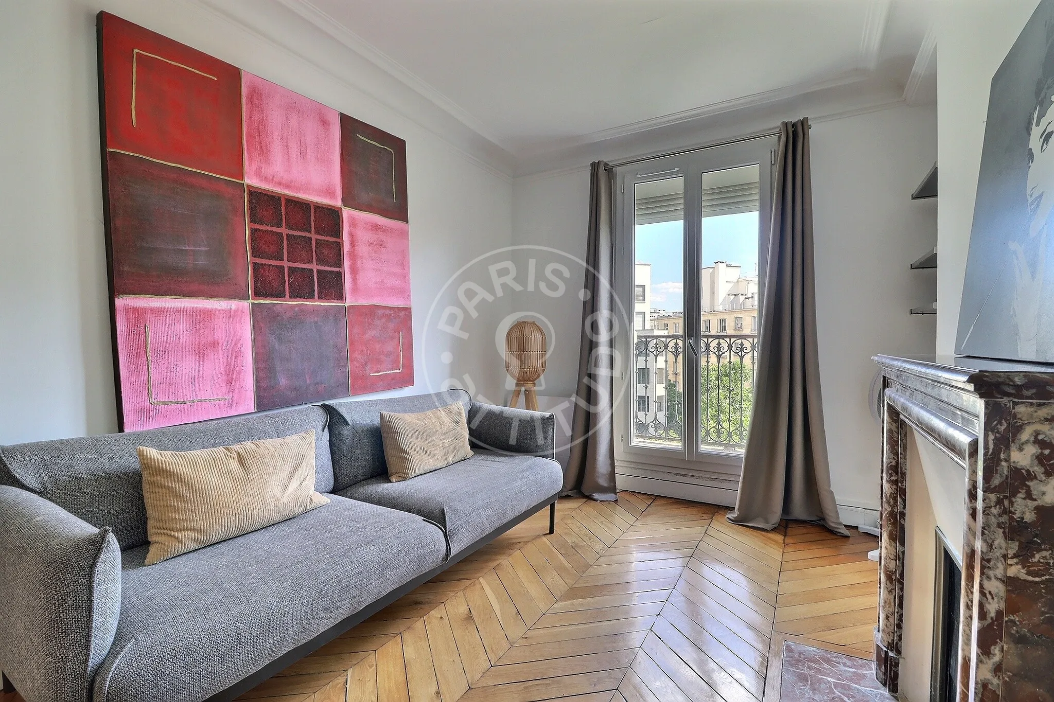 Flat Boulevard de Reuilly in Paris