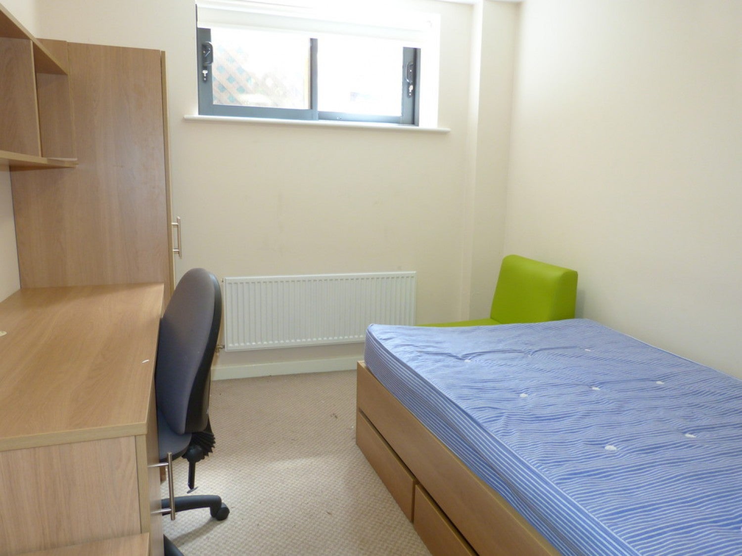 Room Upper Quay Street in Gloucester