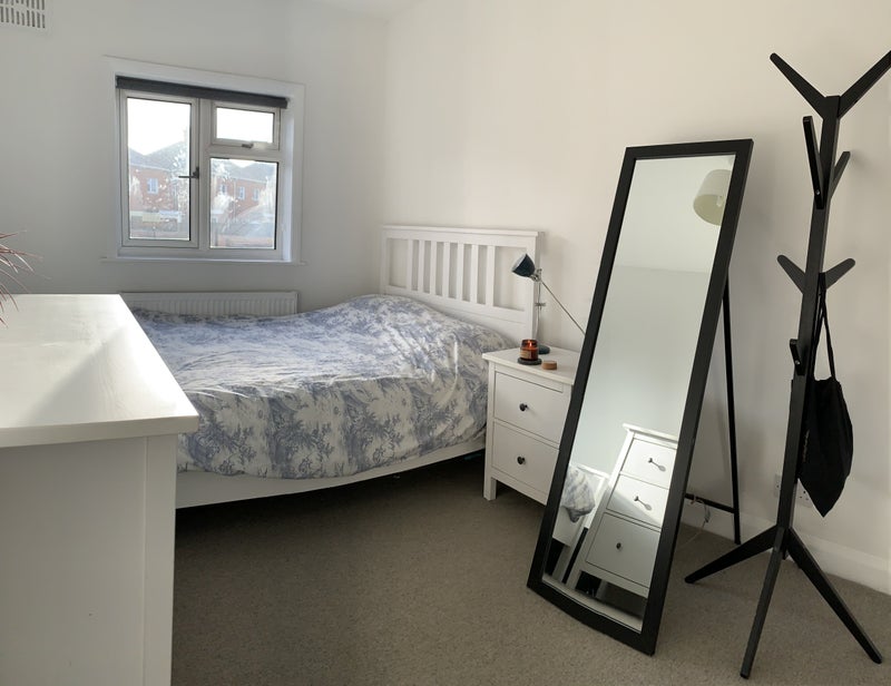 Room Bury Road in Royal Leamington Spa