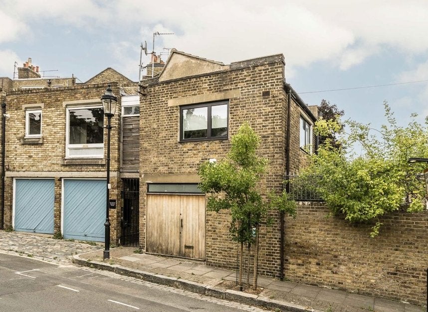 House Barnsbury Terrace in Greater London