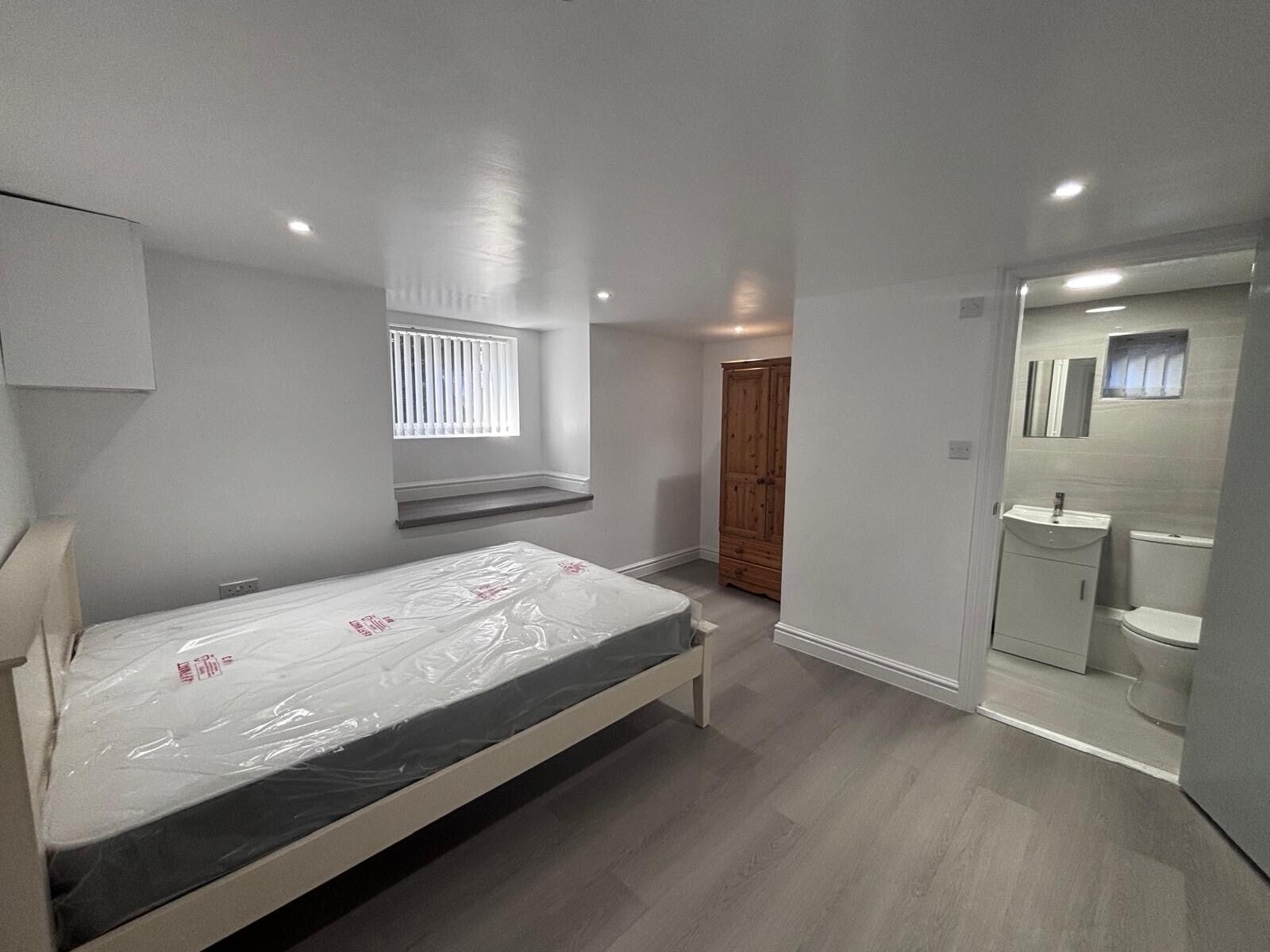 Room Orrell Lane in Liverpool