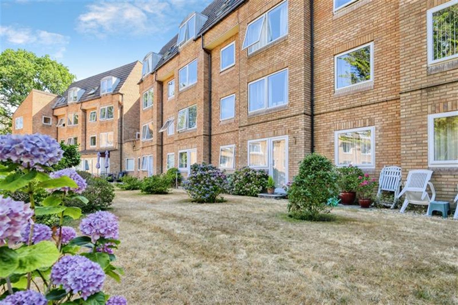 Flat Wimborne Road in Bournemouth