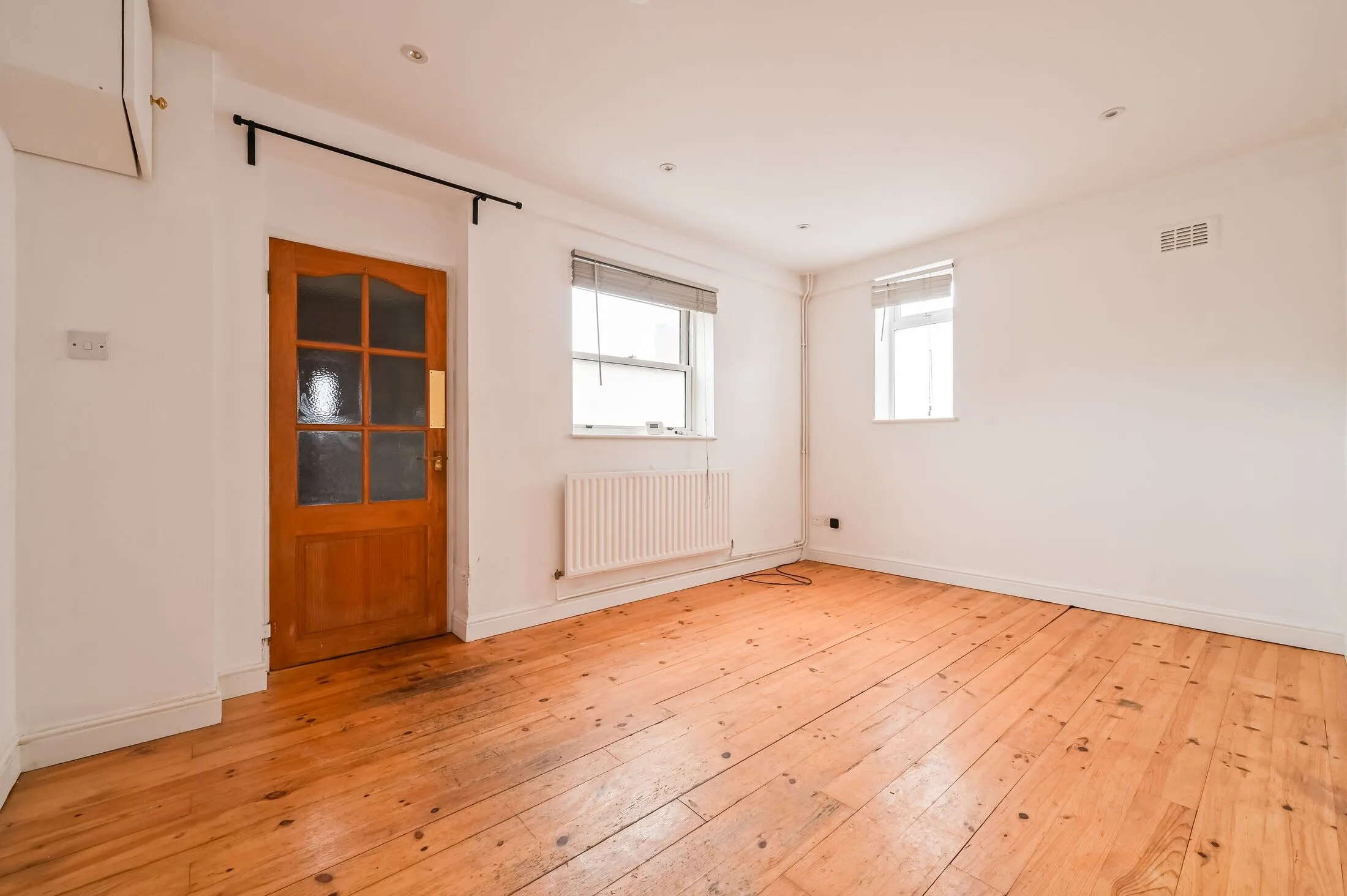 Flat Haverfield Road in Greater London