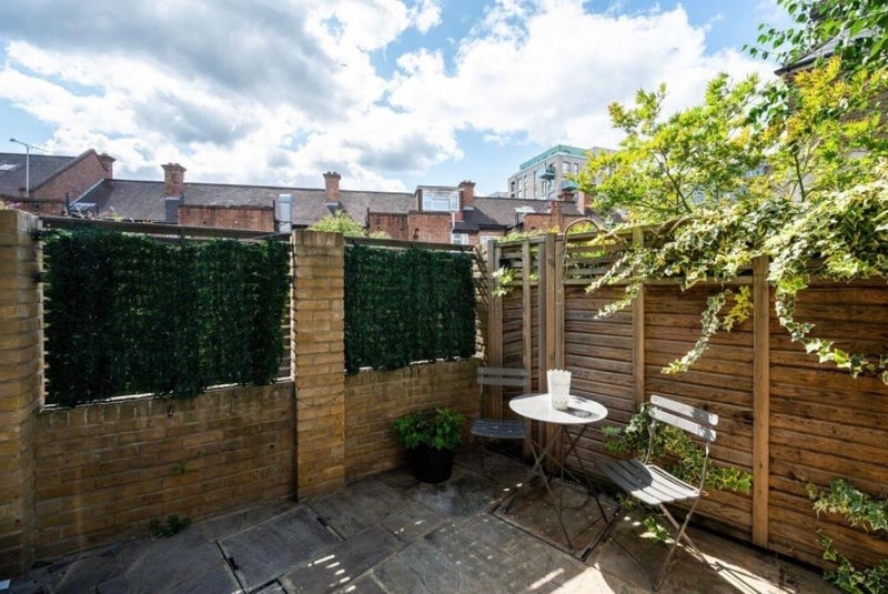 Flat Tisdall Place in Greater London