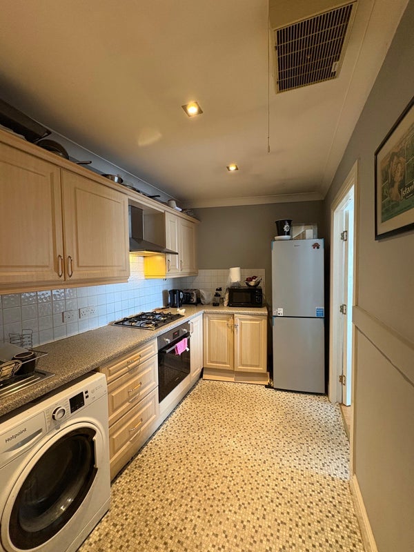 Room Blackwood Crescent in City of Edinburgh