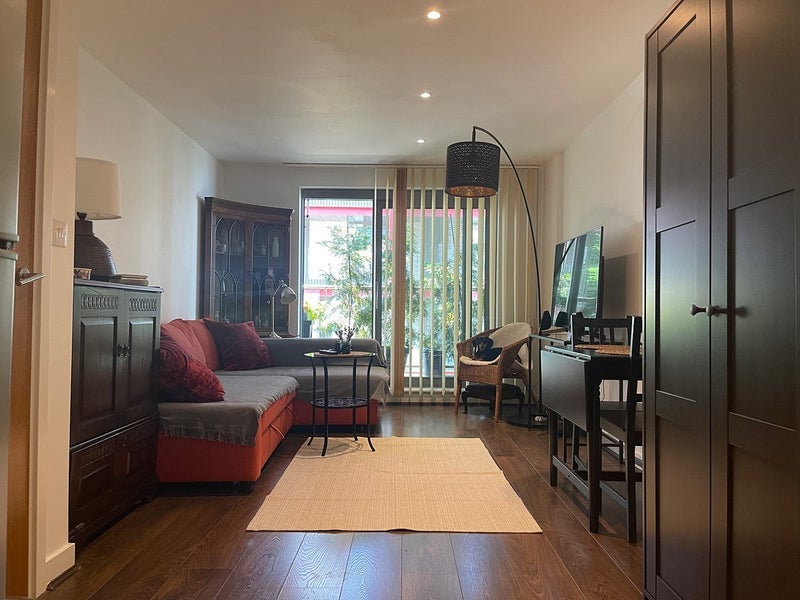Room Duke of Wellington Avenue in Greater London