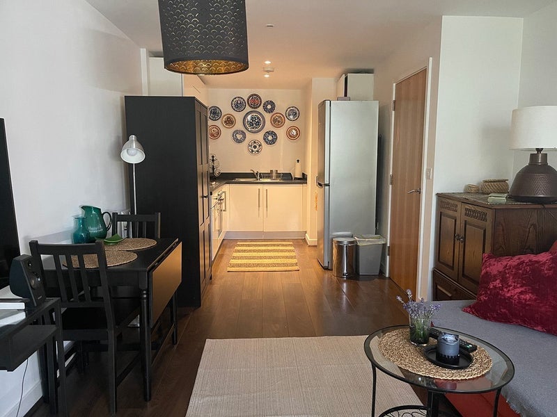 Room Duke of Wellington Avenue in Greater London