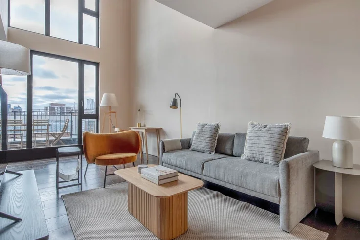 Flat De Beauvoir Crescent in Greater London