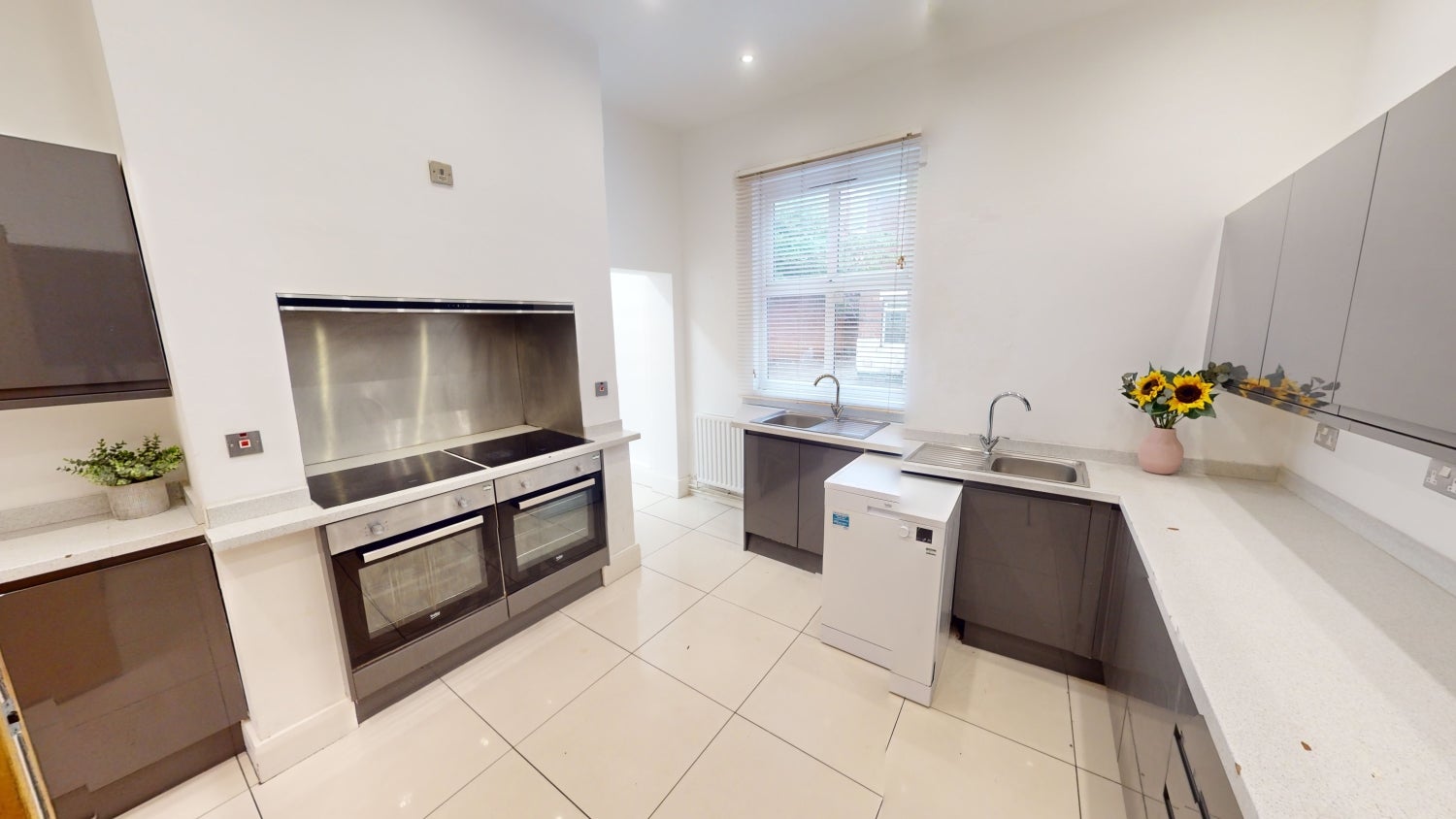 House All Saints' Street in Nottingham