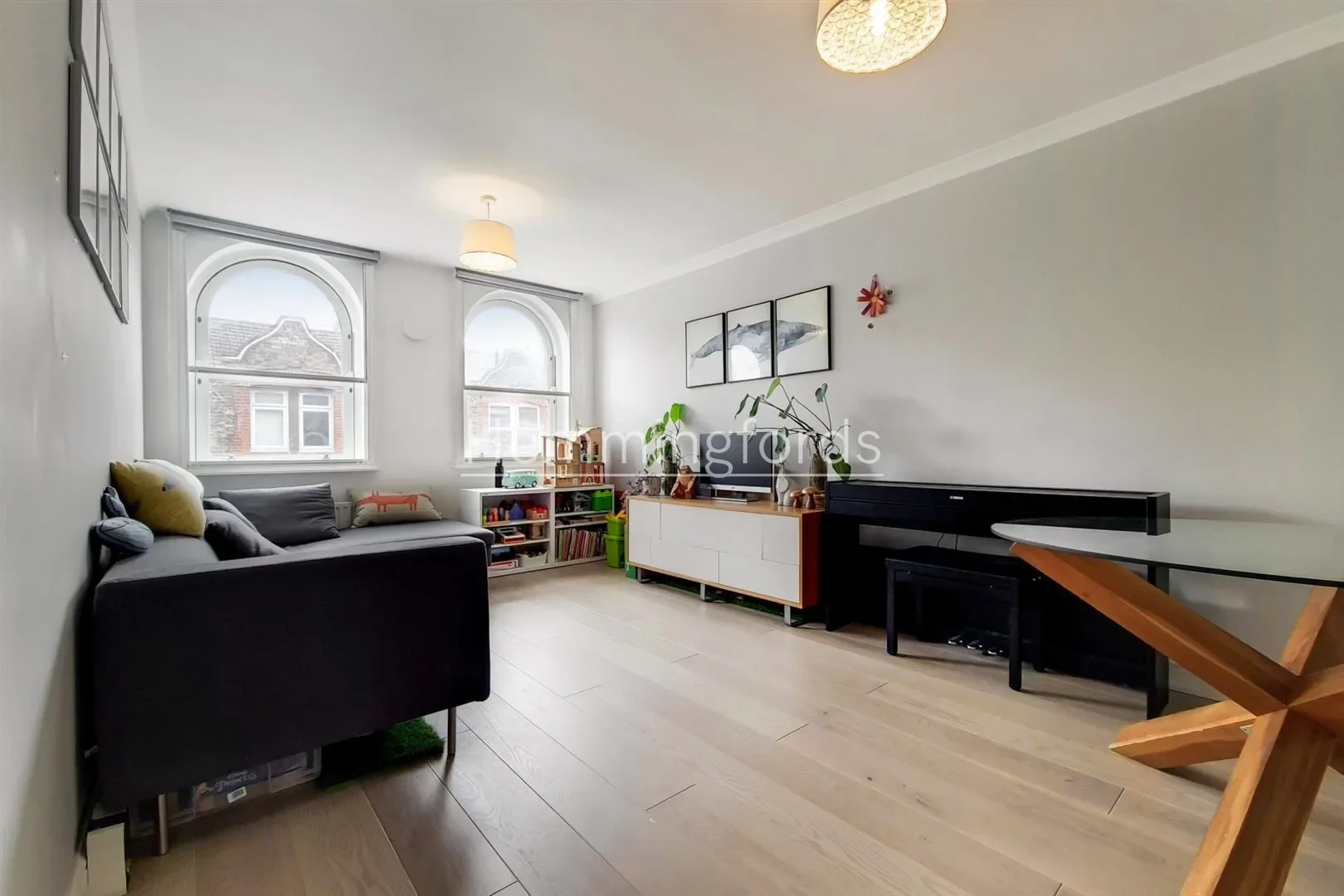 Flat Topsfield Close in Greater London