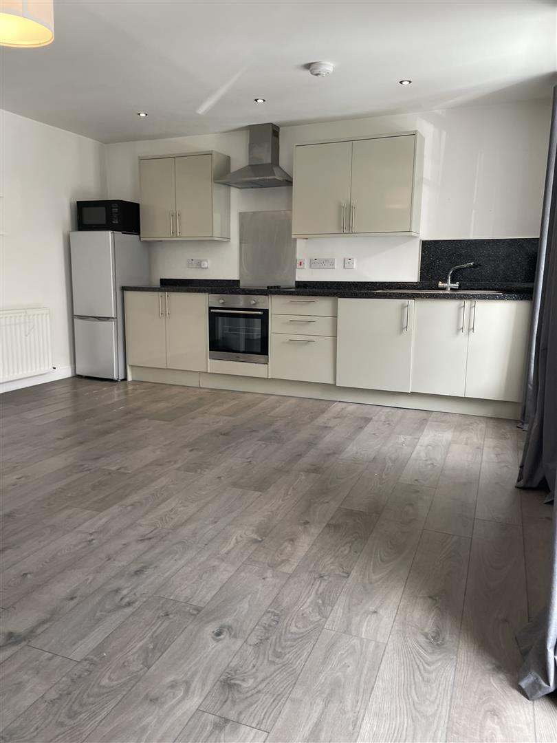 Flat George Inn Pend in Cupar