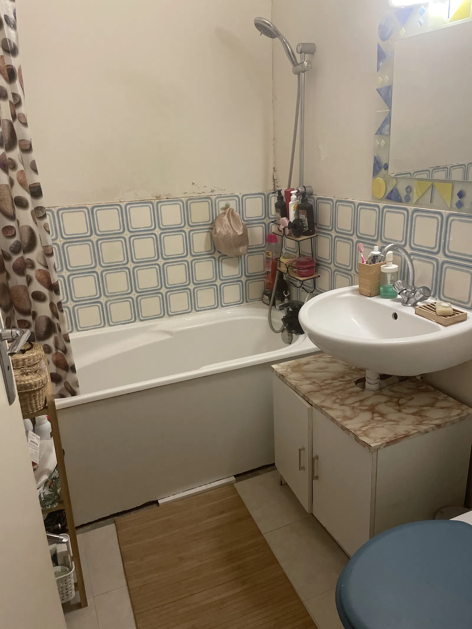 Chambre Rue d'Auvergne à Montigny-le-Bretonneux