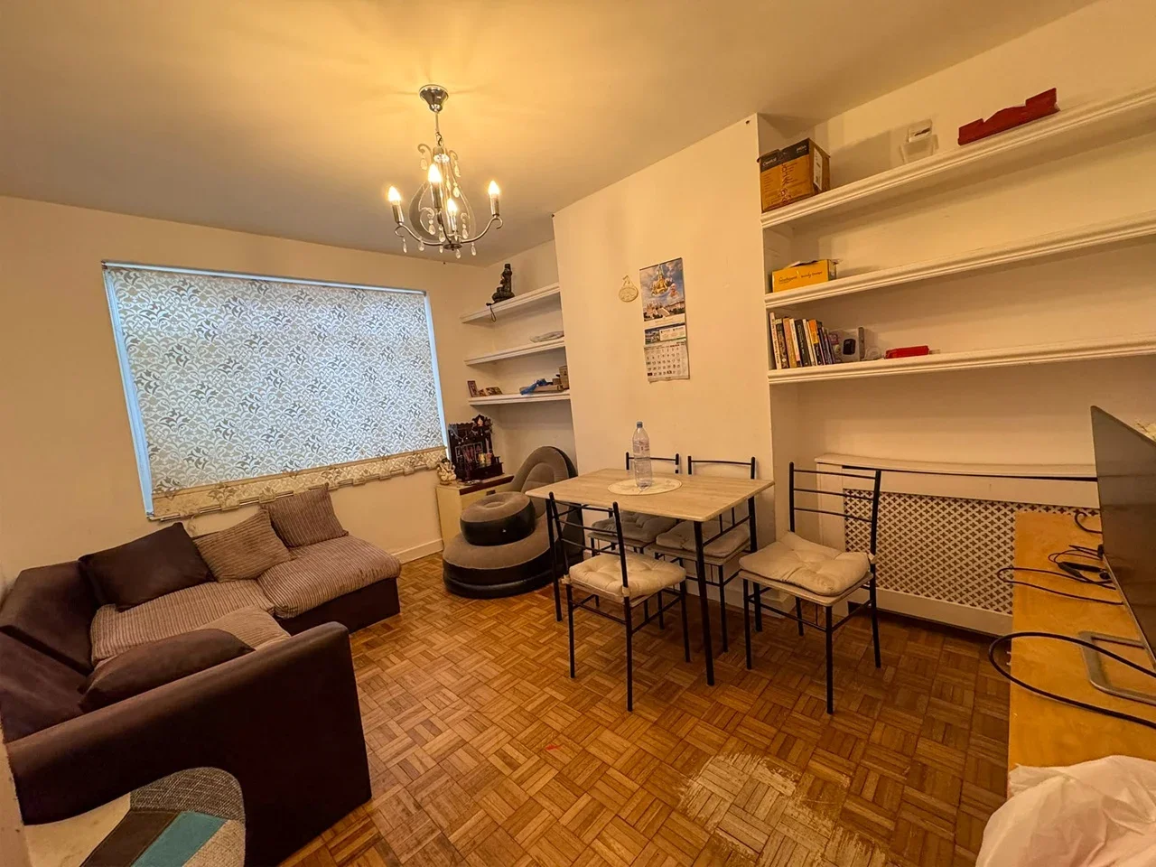 Flat Woodridings Close in Greater London