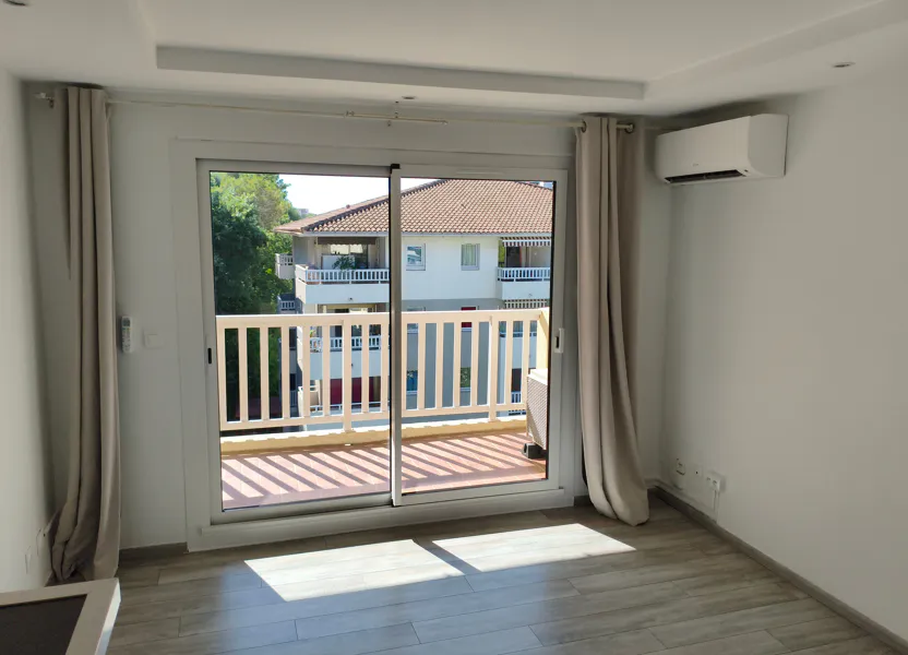 Room Chemin du Val Fleuri in Cagnes-sur-Mer