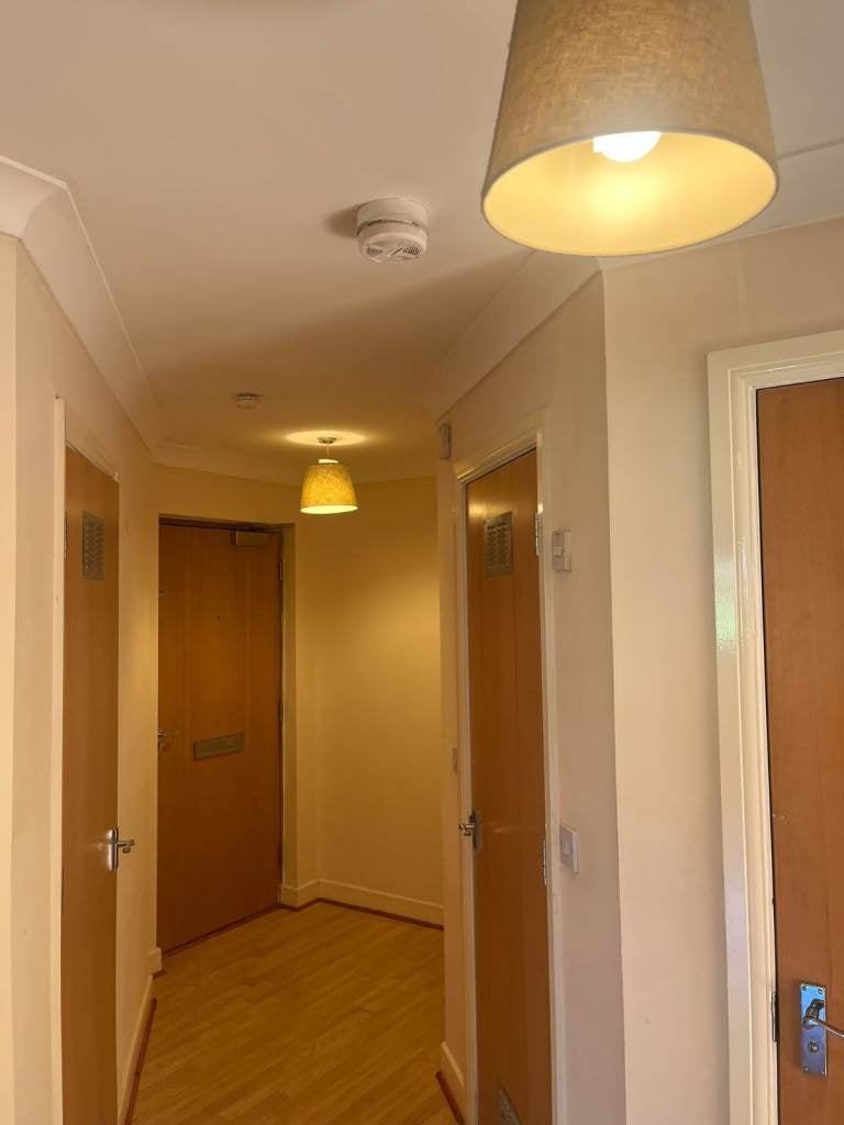 Flat Craigielea Road in Duntocher
