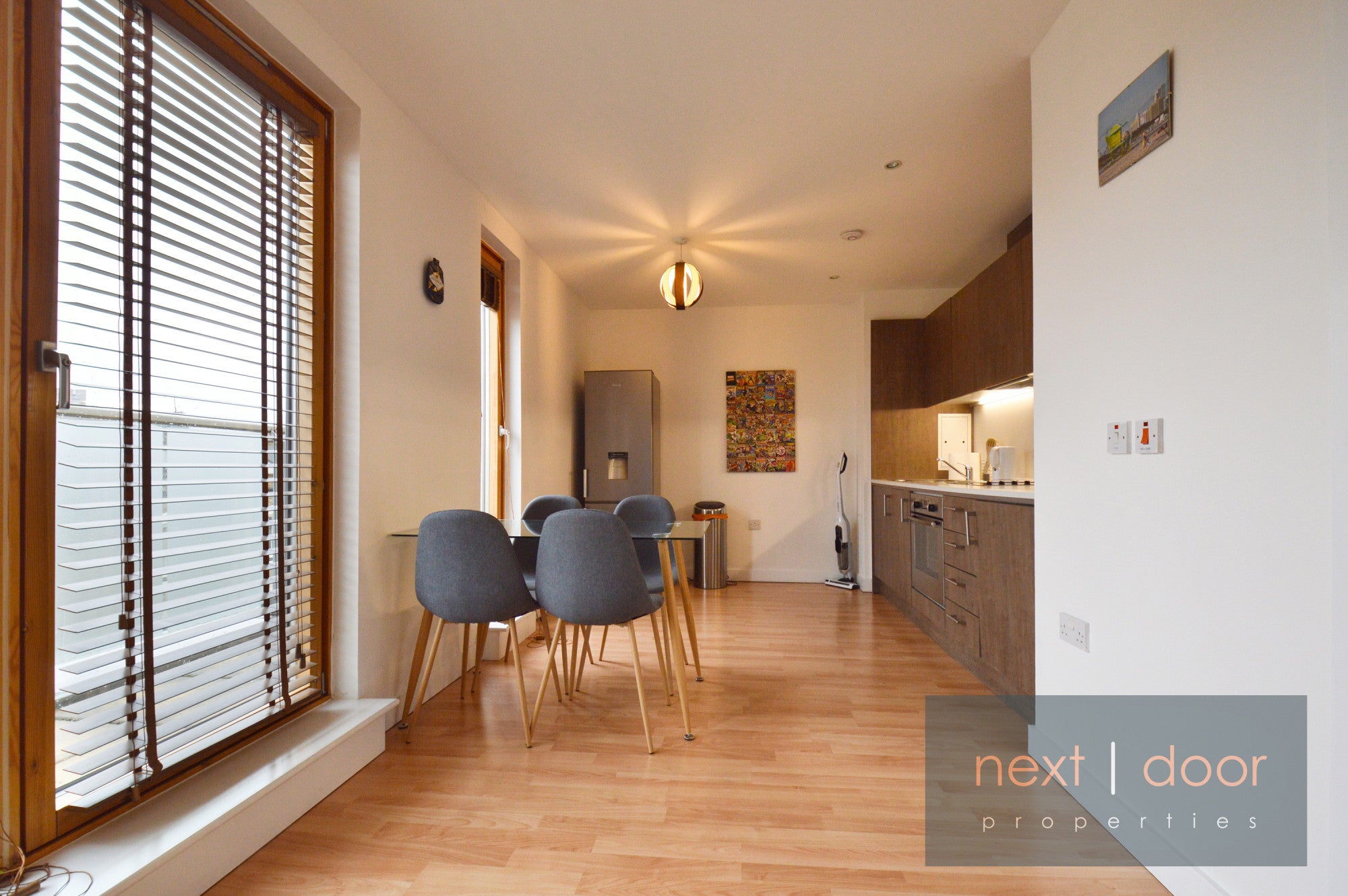 Flat Crampton Street in Greater London