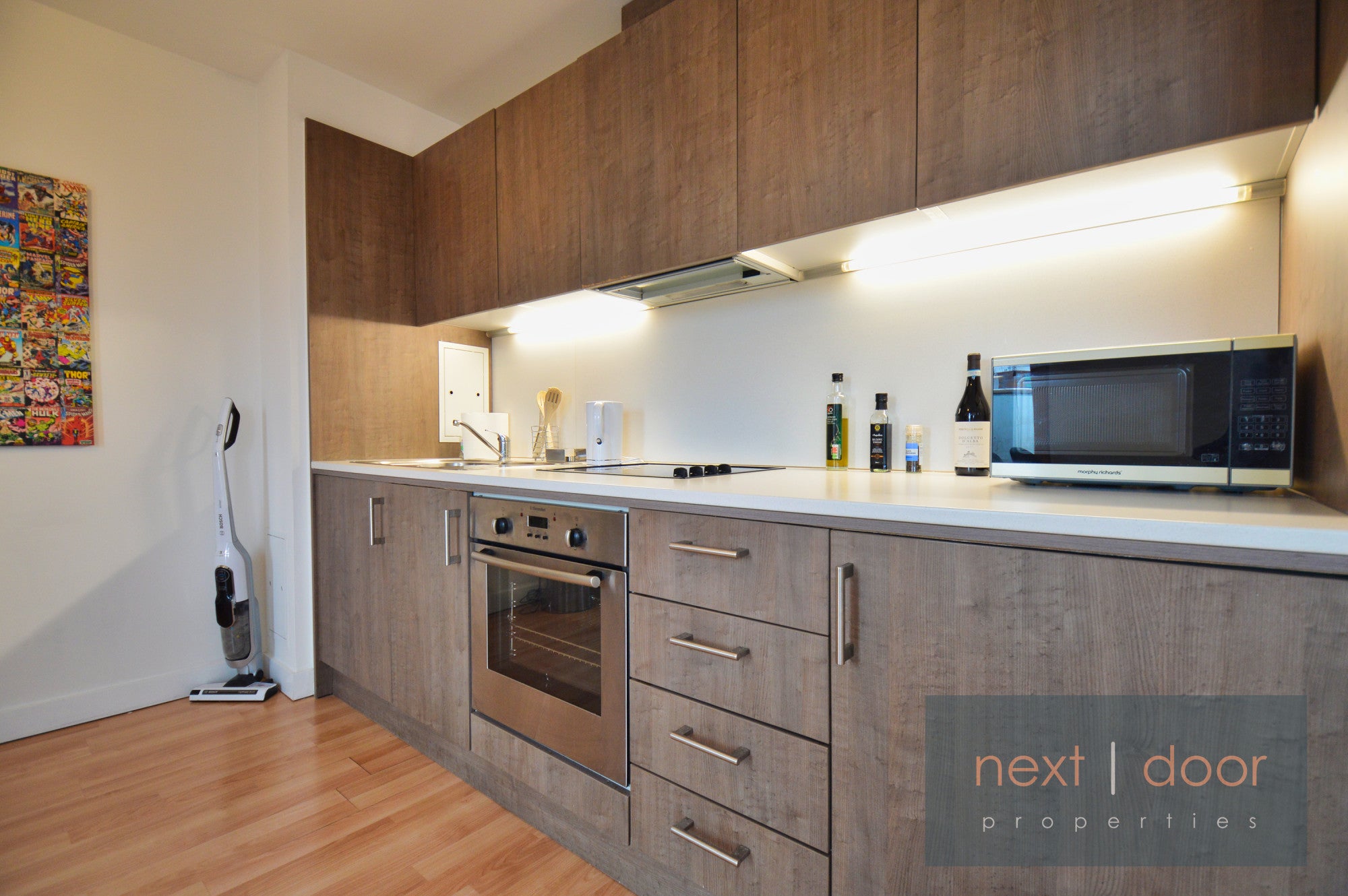 Flat Crampton Street in Greater London