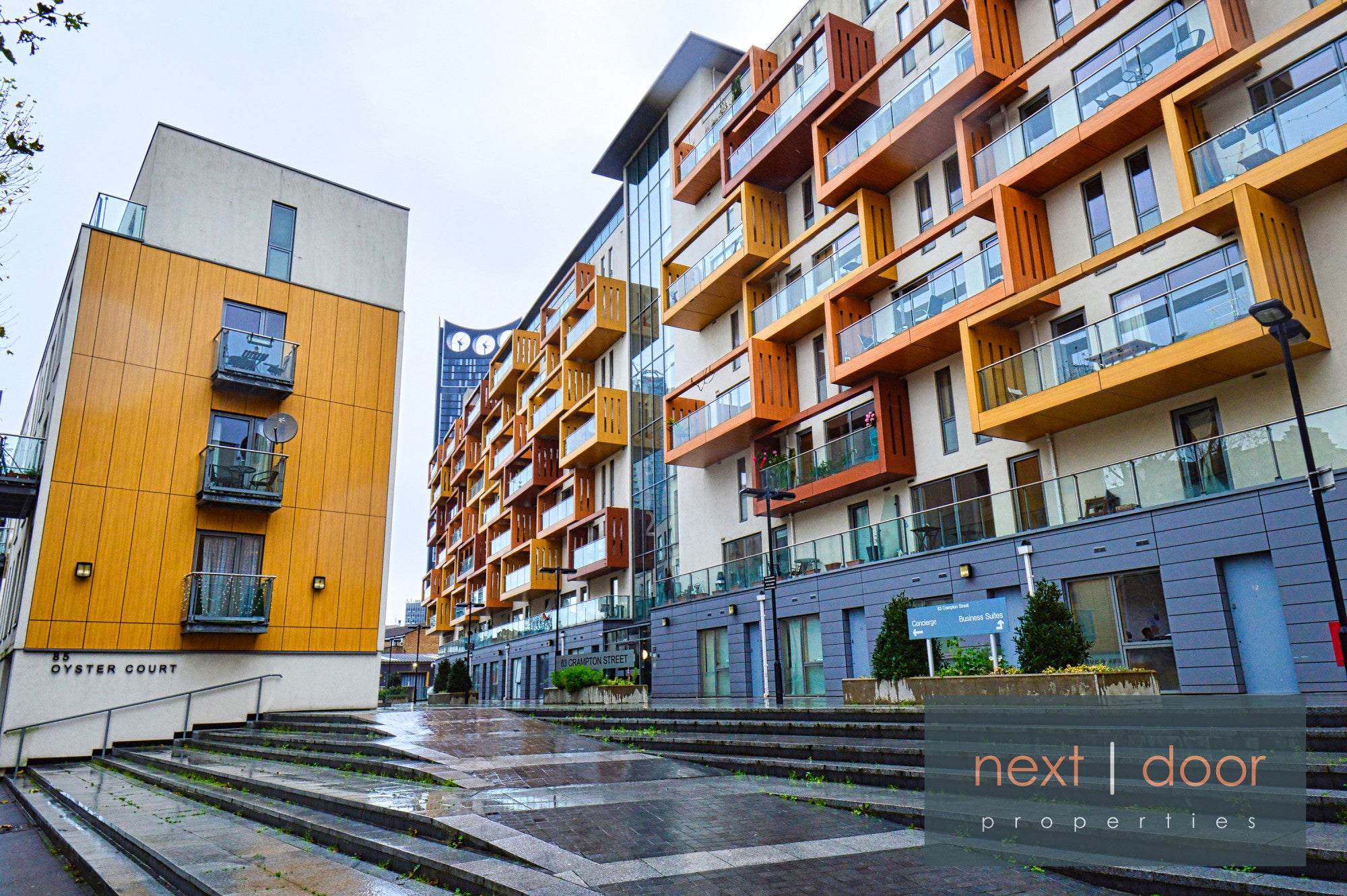 Flat Crampton Street in Greater London