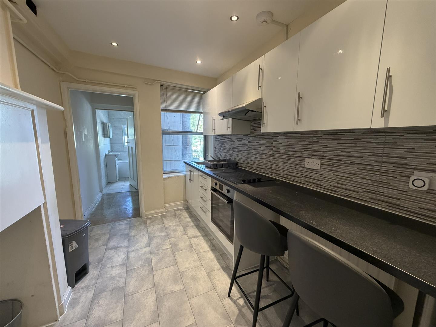 Flat Finchley Lane in Greater London