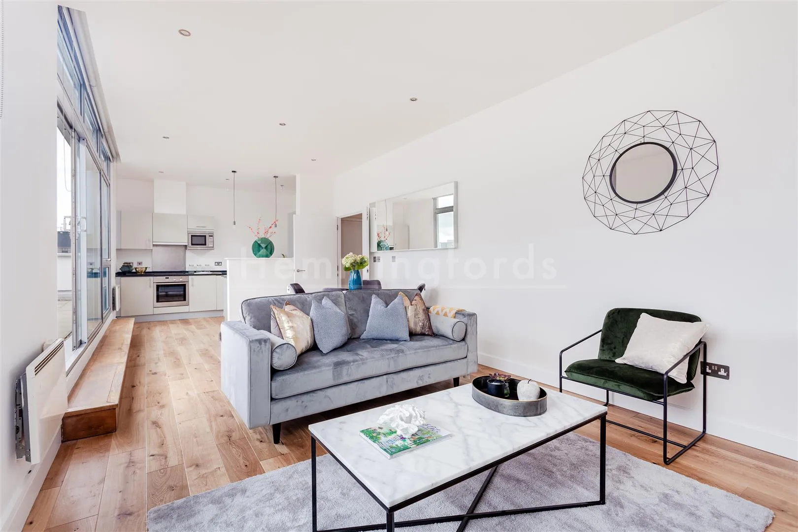 Flat Dereham Place in Greater London