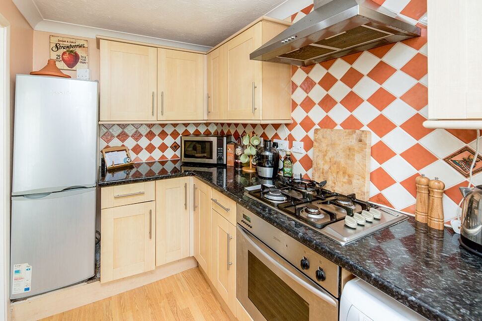 Flat Showfields Road in Tunbridge Wells