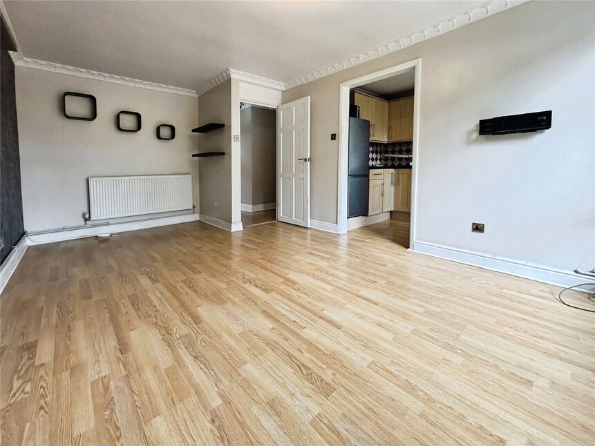 Flat Showfields Road in Tunbridge Wells