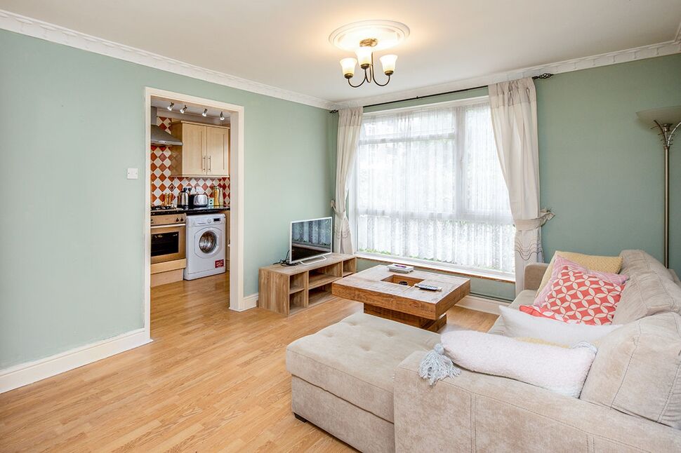 Flat Showfields Road in Tunbridge Wells