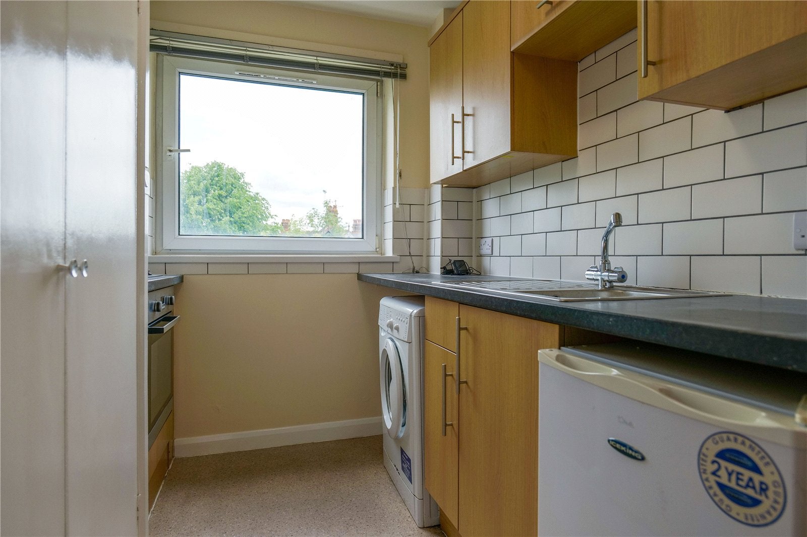 Flat Alexandra Road in Reading