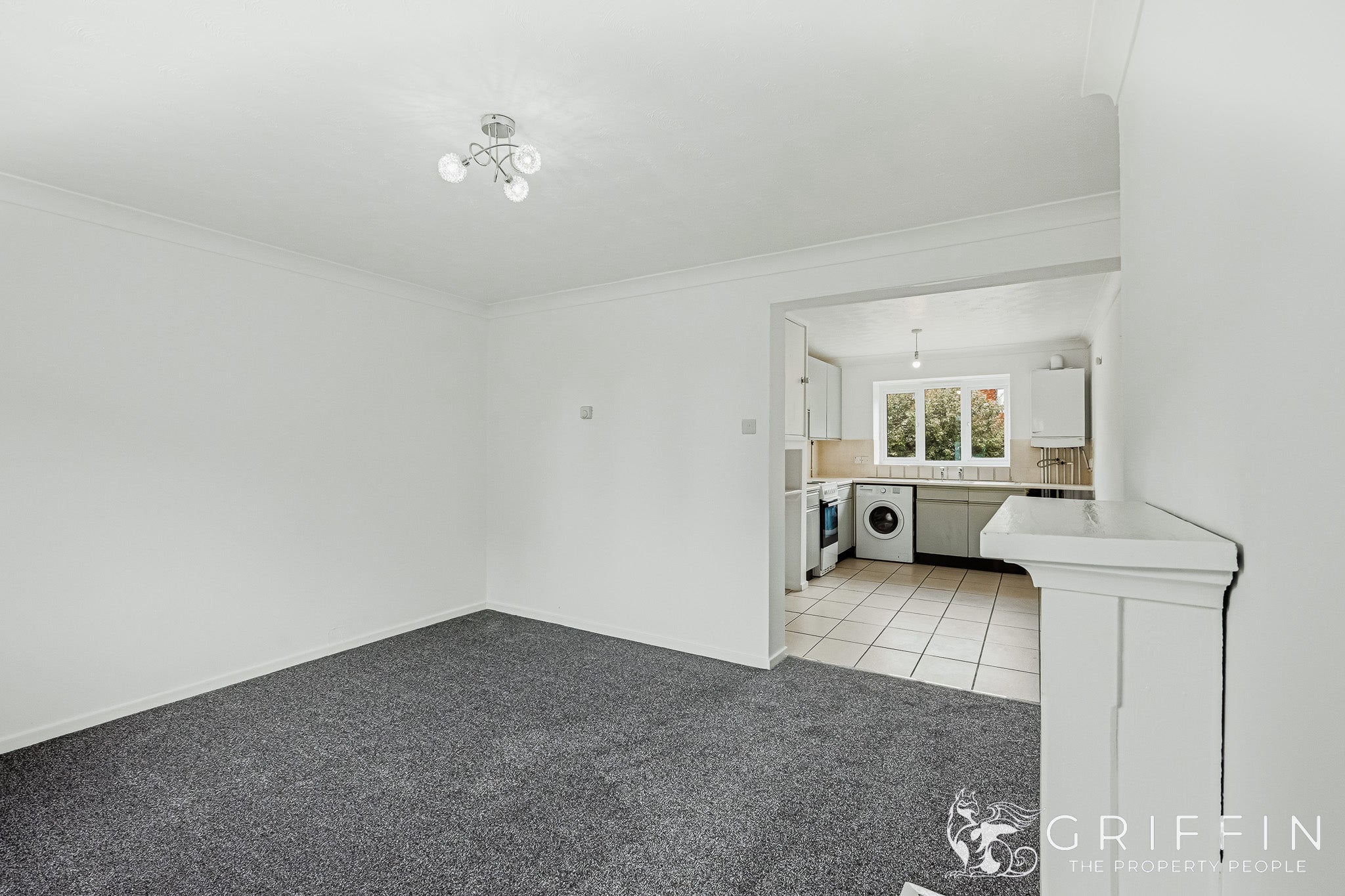 Flat Teviot Avenue in Kenningtons