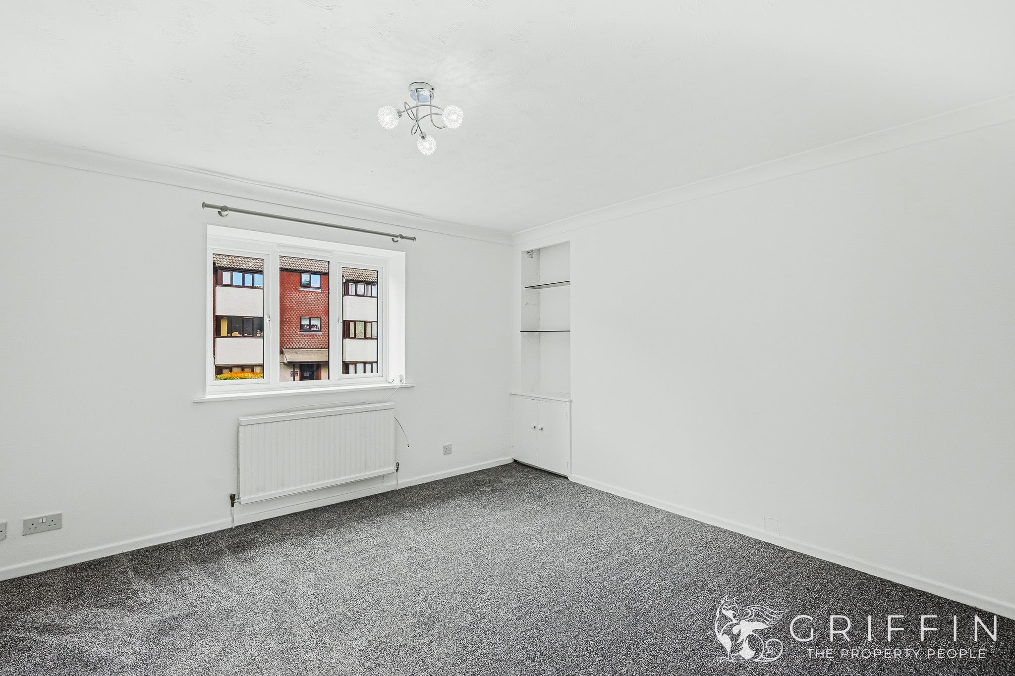 Flat Teviot Avenue in Kenningtons
