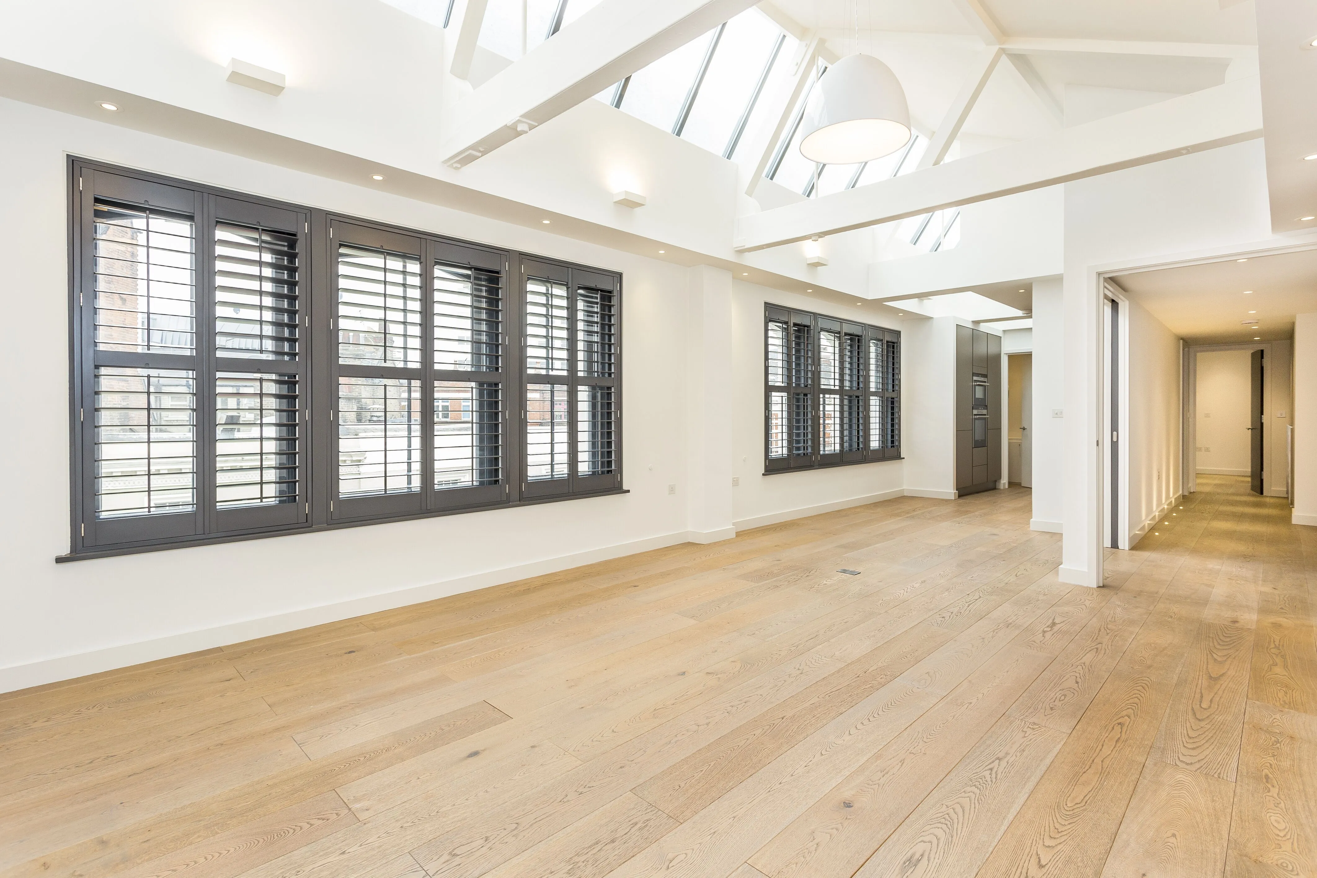 Flat Cranbourn Street in City of Westminster