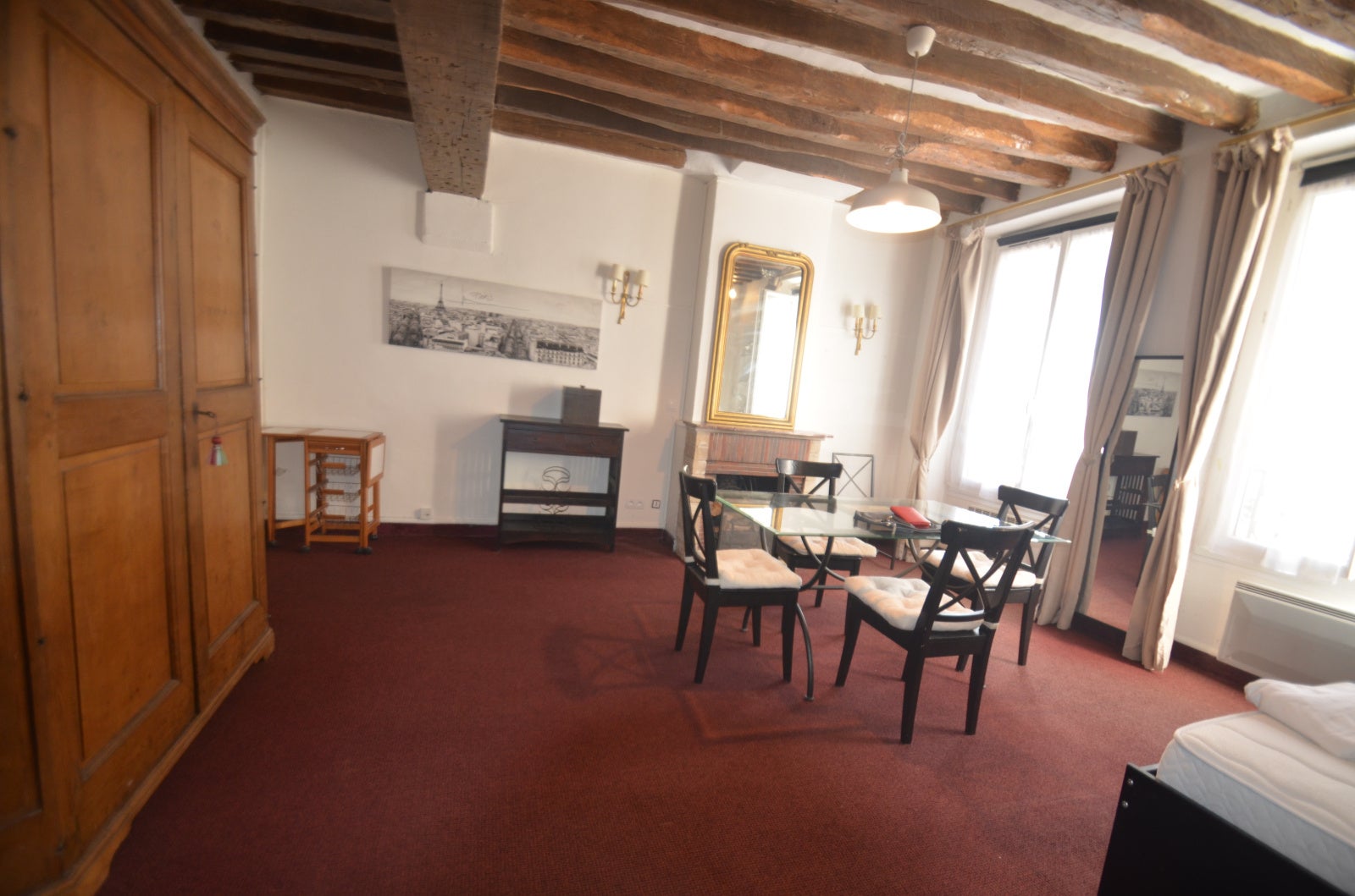 Flat Quai de l'Archevêché in Paris
