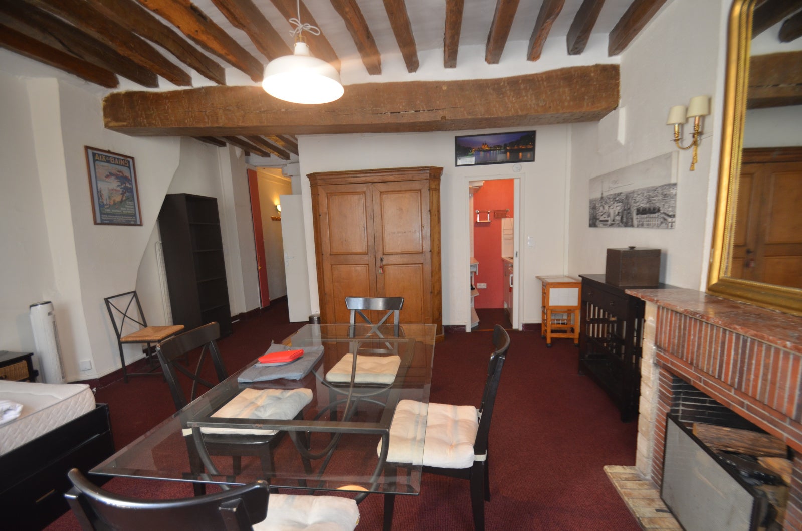 Flat Quai de l'Archevêché in Paris