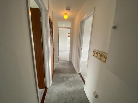 Flat Kimmeridge Close in Stratton St. Margaret