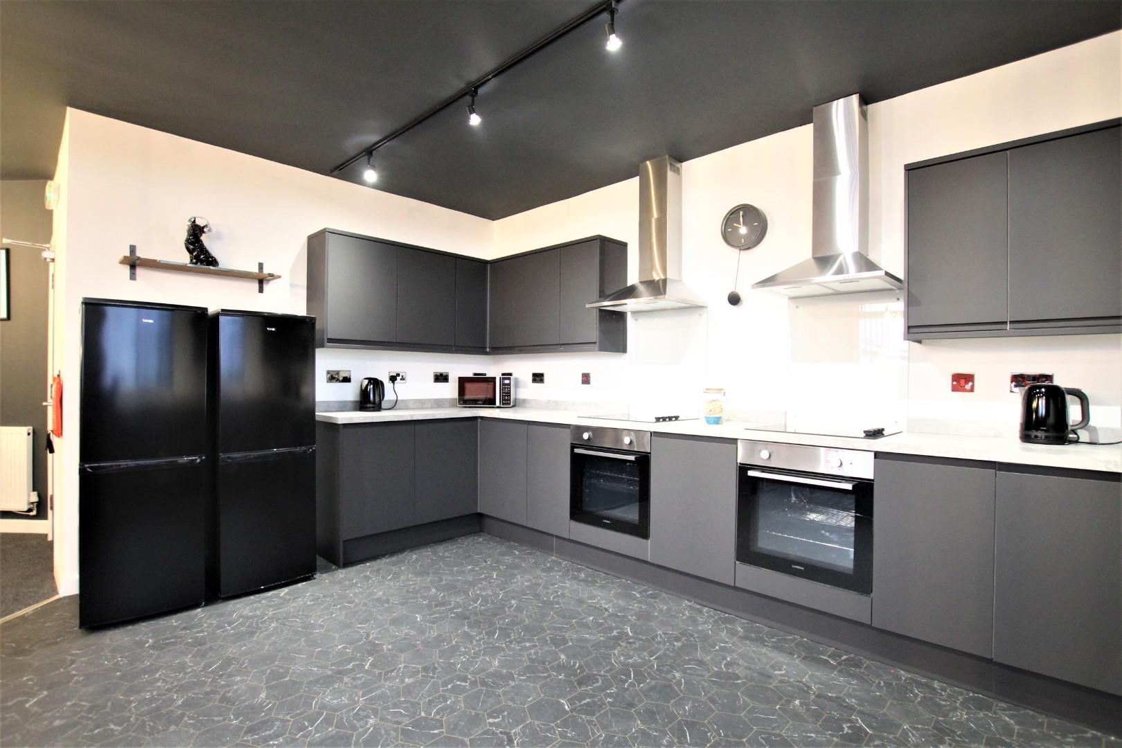 Room Kenilworth Drive in Erewash