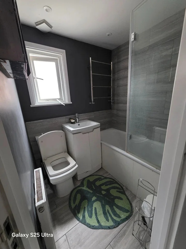 Room Furness Road in Greater London